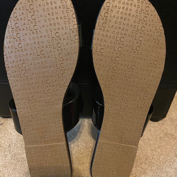 Shoes - Picture 2 of 4